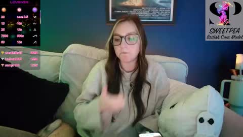 Snapshot of short_sweetpea chatting on December 2025 06:27:02 PM short sweetpea online show from December 2025 06:27:02 PM