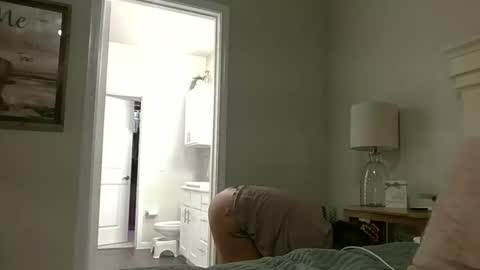 Snapshot of shortandsweethomemaker chatting on April 2026 01:56:02 AM shortandsweethomemaker online show from April 2026 01:56:02 AM