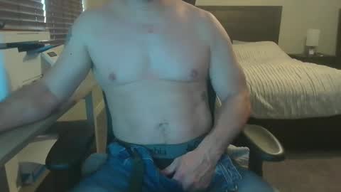 Snapshot of shorterhair99698298 chatting on October 2025 02:13:01 PM shorterhair99698298 online show from October 2025 02:13:01 PM