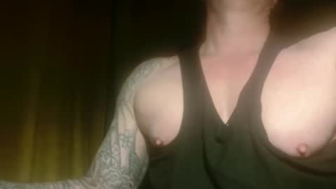 Snapshot of show_on_for_you chatting on April 2026 09:20:02 PM show_on_for_you online show from April 2026 09:20:02 PM