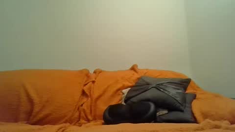 Snapshot of showherenow chatting on April 2026 06:02:01 AM showherenow online show from April 2026 06:02:01 AM