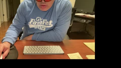 Chicago Guy online show from April 2026 04:20:02 AM