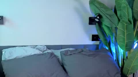 Snapshot of showmeyourfetish chatting on August 2026 12:21:01 PM ShowmeYourfetish online show from August 2026 12:21:01 PM