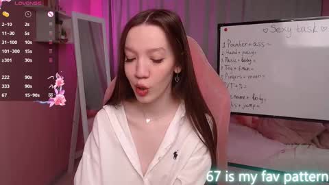 Neila online show from March 2026 02:06:02 PM