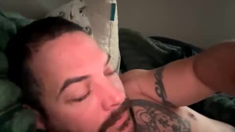 Snapshot of shubby420 chatting on October 2025 03:35:02 PM YeahBoi420 online show from October 2025 03:35:02 PM