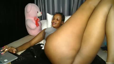 Snapshot of shugacubee chatting on February 2025 06:01:02 AM EVA online show from February 2025 06:01:02 AM