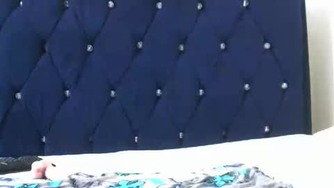 shugar7260 online show from October 2025 11:57:01 PM