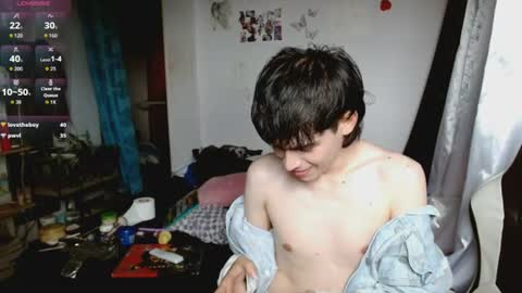 Shun White online show from June 2026 07:07:01 PM