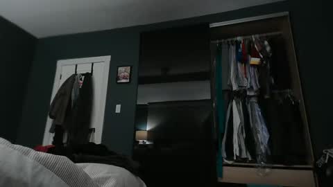 shutterbug989 online show from October 2025 02:34:01 AM