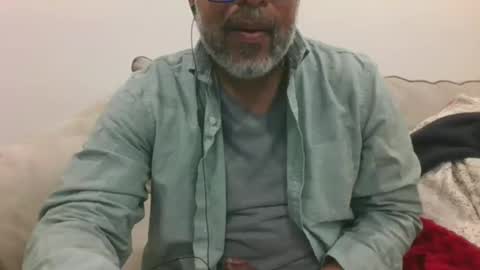 Snapshot of shy333 chatting on December 2024 05:21:01 AM SHY333 online show from December 2024 05:21:01 AM