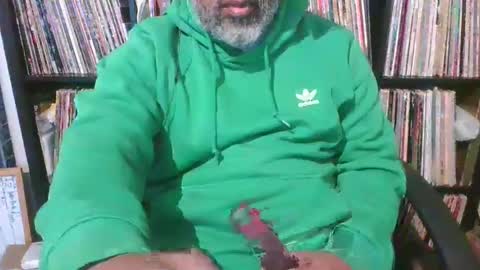 Snapshot of shy333 chatting on January 2025 02:11:01 PM SHY333 online show from January 2025 02:11:01 PM