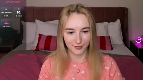 Polly online show from May 2026 12:40:02 AM