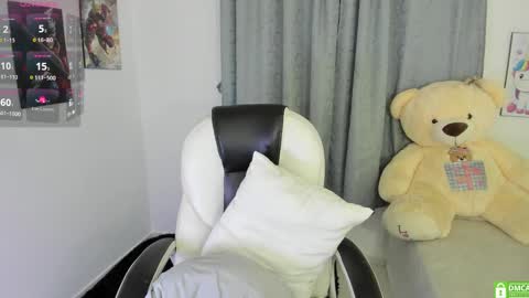 Nahomy online show from February 2025 06:13:02 AM