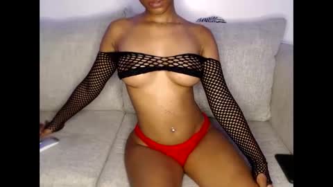Snapshot of shy_baddie chatting on January 2026 07:11:01 PM Sheril online show from January 2026 07:11:01 PM