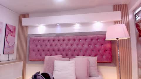 cherry online show from April 2026 12:25:01 PM