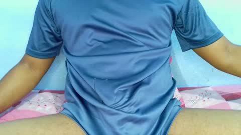 shyeyes online show from January 2025 03:44:01 PM