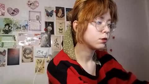 Milena online show from October 2025 12:15:02 PM