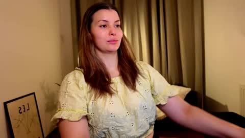 Snapshot of shy_nerd_babyy chatting on January 2025 08:32:02 AM shy_nerd_babyy online show from January 2025 08:32:02 AM