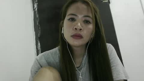 Snapshot of shy_sandy23064 chatting on December 2024 12:45:02 AM sandy 4U online show from December 2024 12:45:02 AM