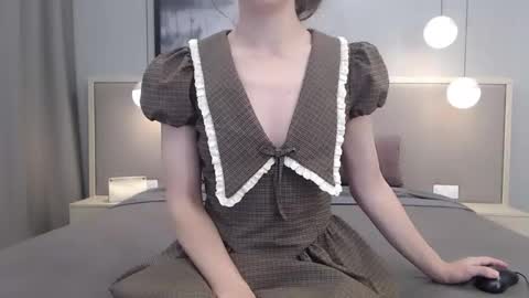 shy_schoolgirl_ online show from October 2025 02:43:02 PM