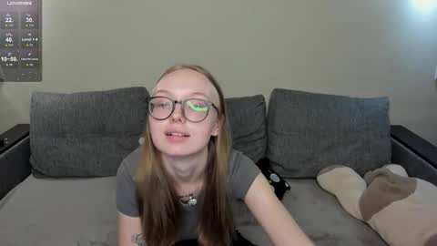 Melissa online show from September 2025 04:01:01 PM