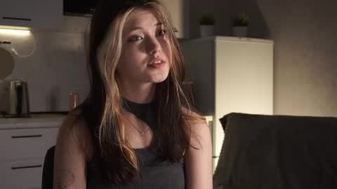 Akemi online show from April 2026 03:02:02 PM