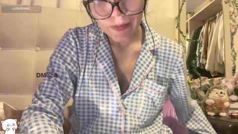 Angeline 3  independent come here when am horny... online show from September 2025 05:01:02 AM