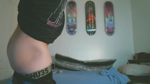 Snapshot of shyboyhugecum2020 chatting on September 2025 03:55:02 AM shyboyhugecum2020 online show from September 2025 03:55:02 AM