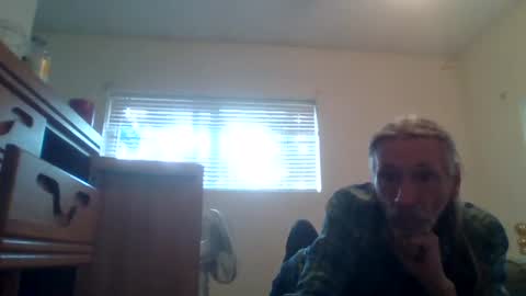 shyboyjohnnie online show from June 2026 11:17:02 PM