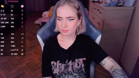 Effie online show from January 2025 10:50:02 PM