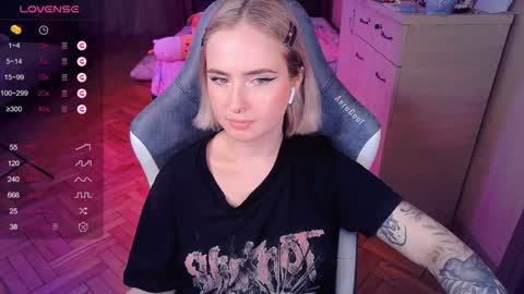 Effie online show from January 2025 01:53:01 AM