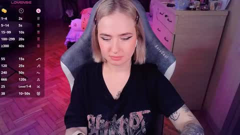 Effie online show from January 2025 05:45:02 PM