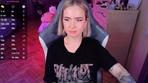 Effie online show from January 2025 10:41:02 PM