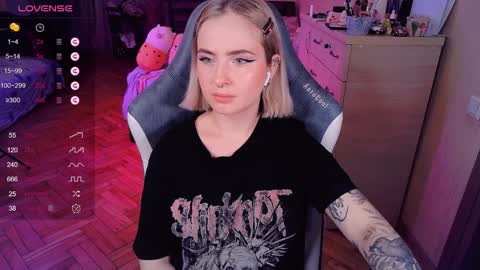 Effie online show from January 2025 08:21:01 PM