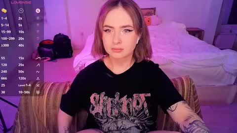 Effie online show from February 2025 01:50:02 PM