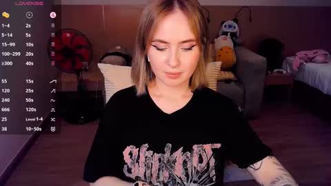 Effie online show from March 2025 06:55:01 PM