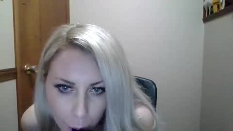 shygirlyxo online show from April 2026 07:45:01 AM