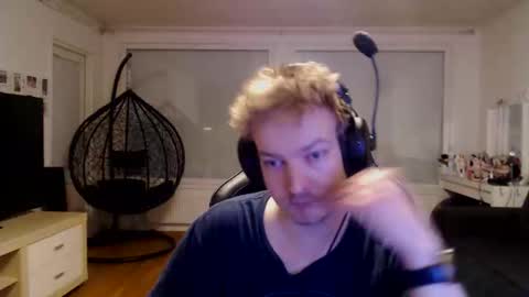 shyguyz96 online show from June 2026 11:11:01 PM