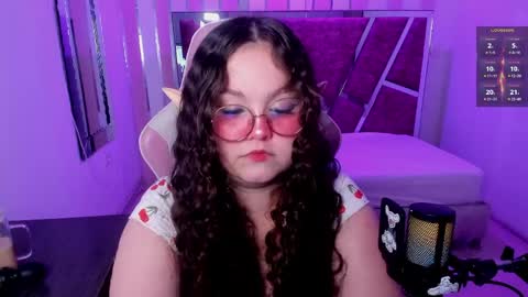 Snapshot of shylysweet chatting on April 2026 04:46:01 AM Shyly online show from April 2026 04:46:01 AM