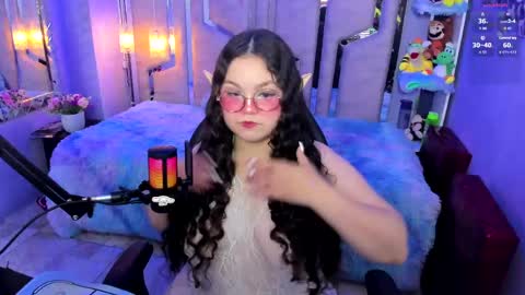 Snapshot of shylysweet chatting on April 2026 05:43:02 AM Shyly online show from April 2026 05:43:02 AM