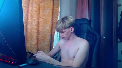 Tom and Betty online show from April 2026 09:23:02 AM