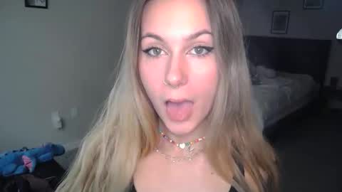 shypetitebaby online show from January 2026 03:50:01 PM