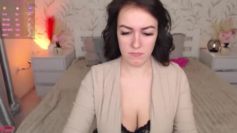 Snapshot of shyyswallow chatting on March 2026 09:18:02 PM Mila online show from March 2026 09:18:02 PM