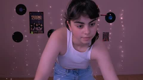 Snapshot of sia_moon1 chatting on May 2026 09:13:02 AM sia_moon1 online show from May 2026 09:13:02 AM