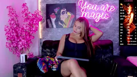 Snapshot of siamarlin chatting on October 2025 09:06:01 PM siamarlin online show from October 2025 09:06:01 PM