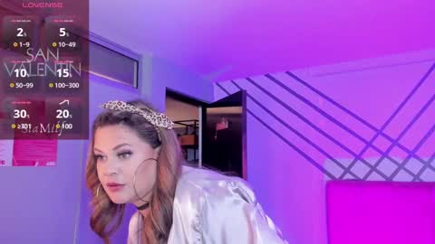 Mia online show from February 2025 07:02:02 AM