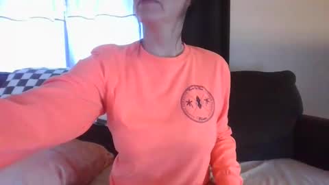Snapshot of sidneyraee chatting on March 2025 06:55:01 PM Mrs. St. Patrickk online show from March 2025 06:55:01 PM