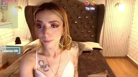 Snapshot of sidneyy_love chatting on September 2025 02:28:02 PM sidneyy_love online show from September 2025 02:28:02 PM