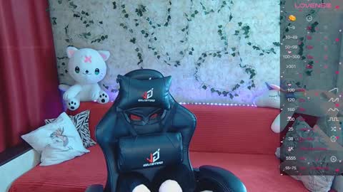 Sidny online show from December 2024 12:44:02 AM