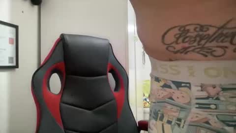 Snapshot of sidvicious23cm chatting on September 2025 05:45:01 PM sidvicious23cm online show from September 2025 05:45:01 PM